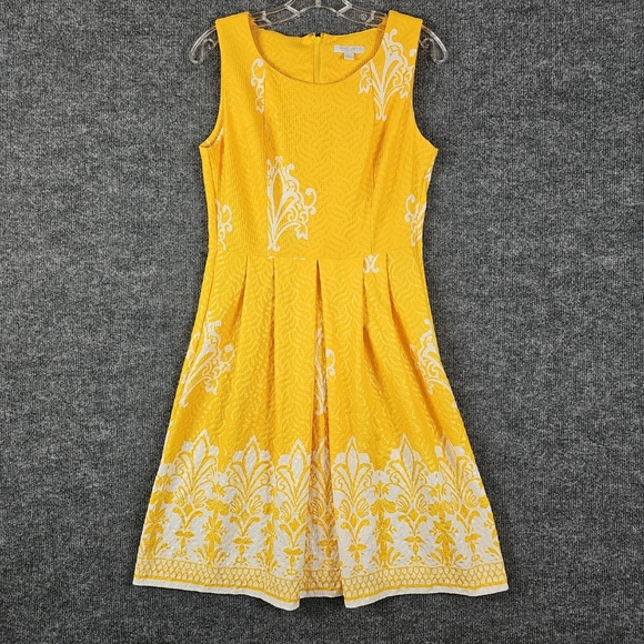 New York & Company Delightful Daisy Damask Jaquard Fit &Flare Women's Dress - Picture 6 of 8